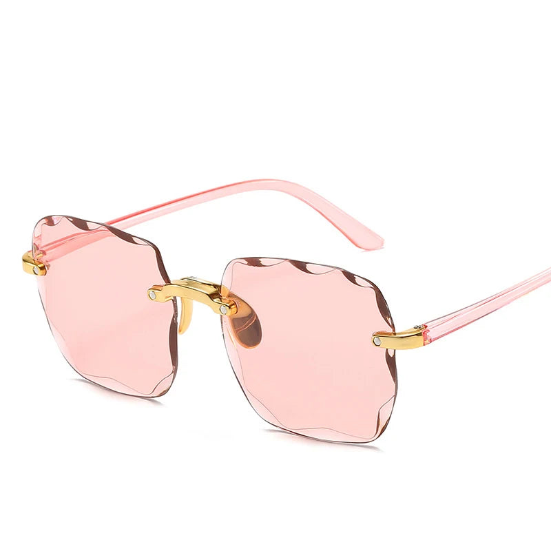 Luxe Edge Square Sunglasses – UV400